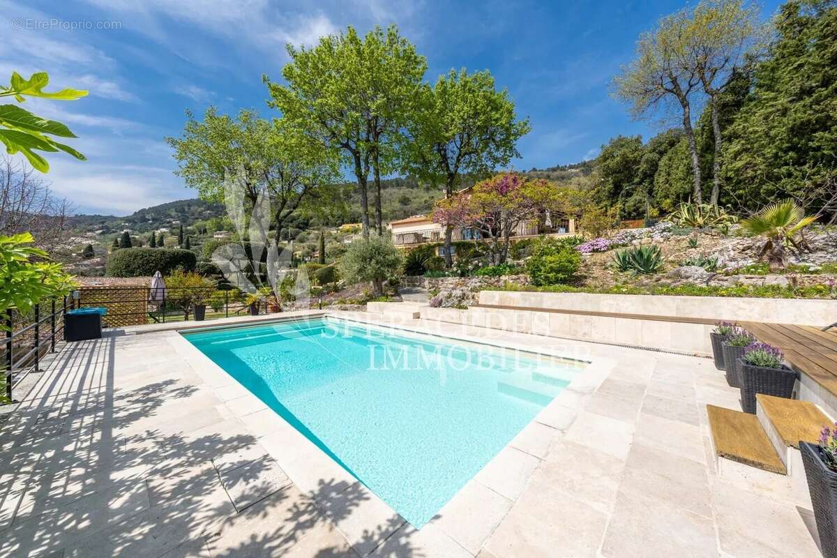 Maison à SPERACEDES