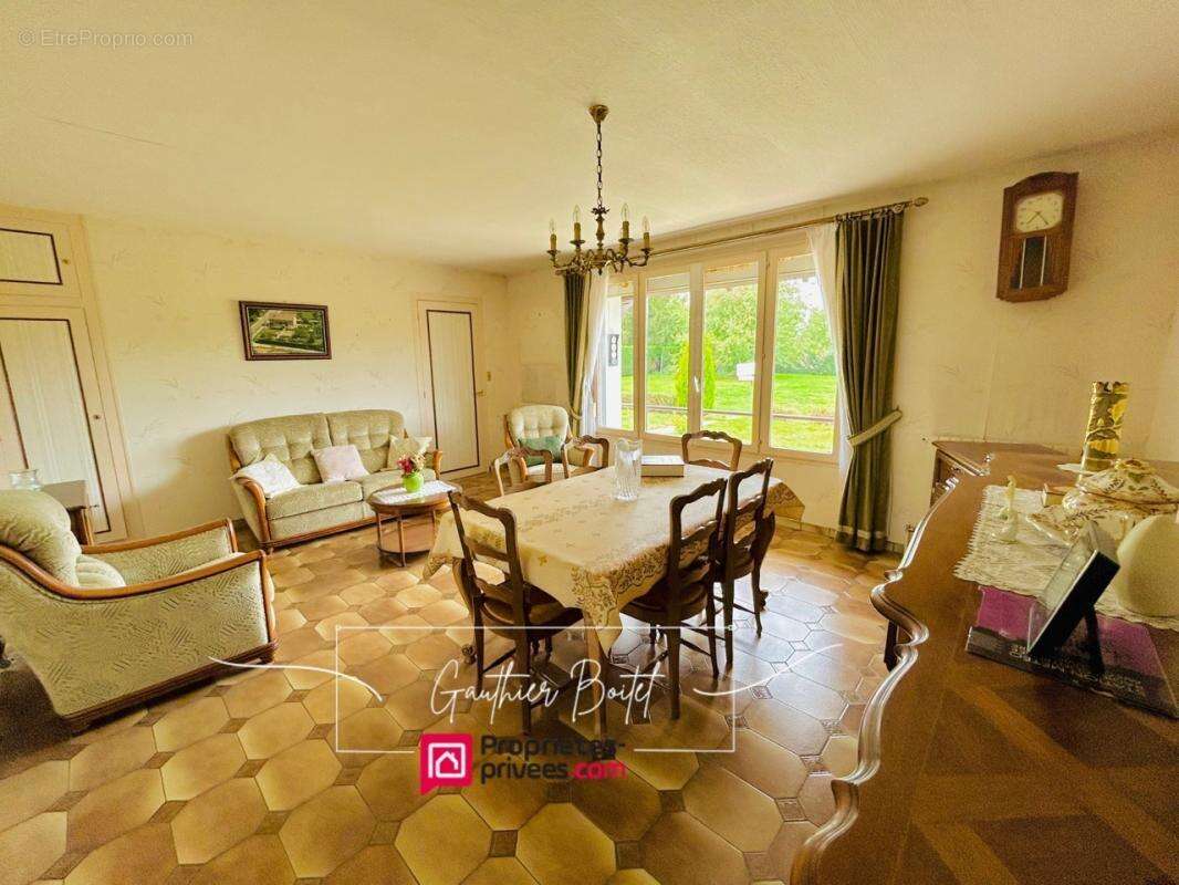 Maison à COULOMMIERS