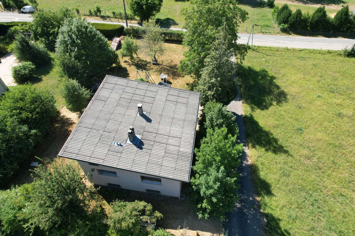 Curienne - Maison - Terrain 1 170 m2 - photo 7