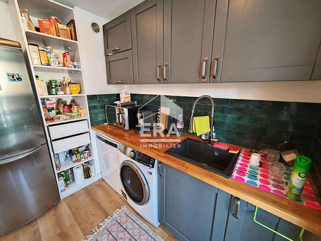 Appartement à MARSEILLE-5E