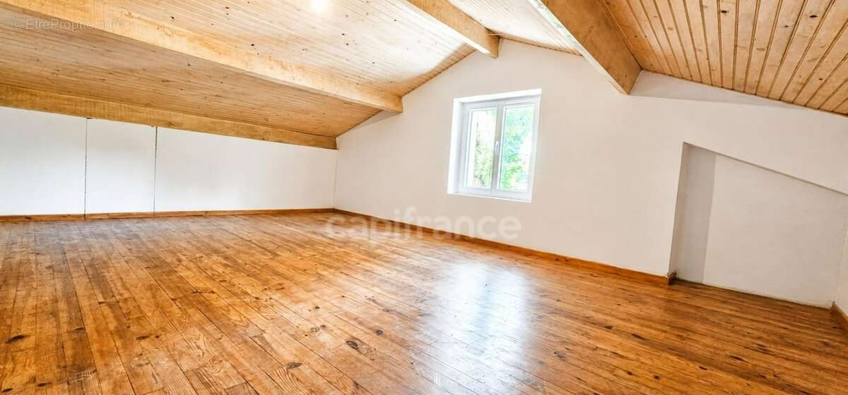 Dpt landes (40), à vendre à samadet, maison t5 162 m² avec garages, dépendances et terrain arboré de 2 482 m² - photo 7