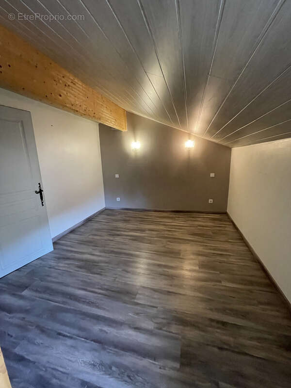 Maison à BELIN-BELIET