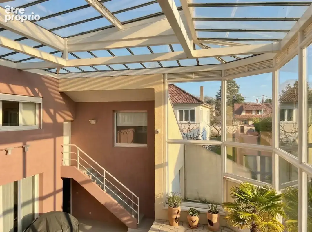Maison avec Piscine - Limite La Varenne - photo 3