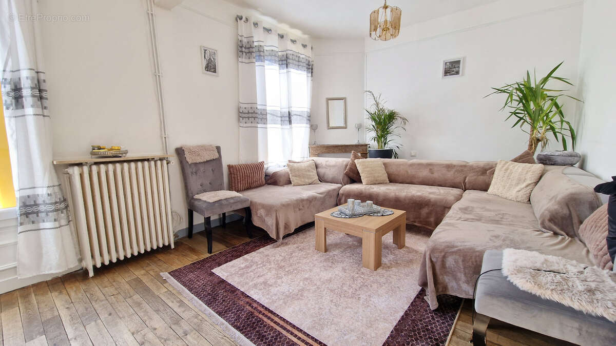 Maison à PUISEUX-EN-FRANCE