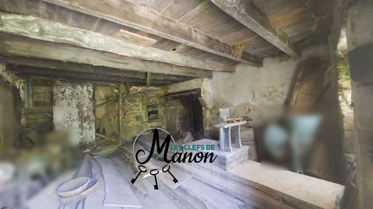 Maison à LAURIERE