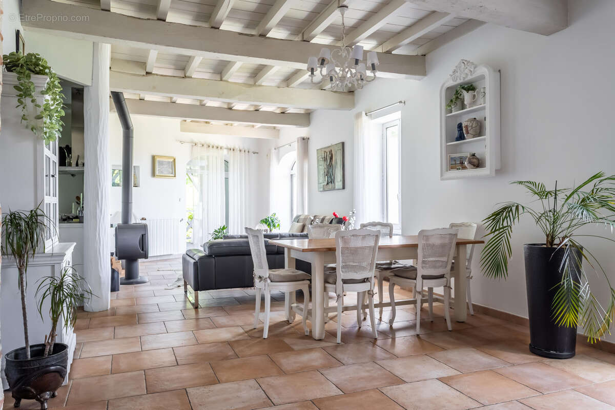 Maison à AUVILLAR