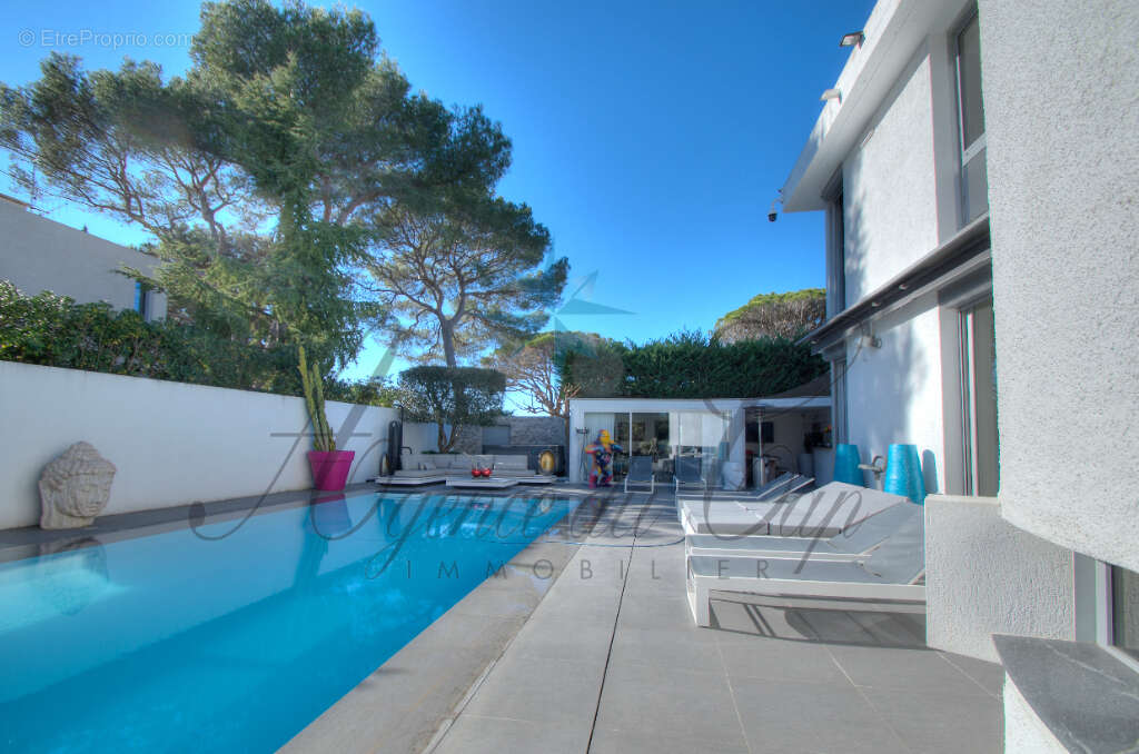 Villa d'architecte avec piscine à valescure - photo 6