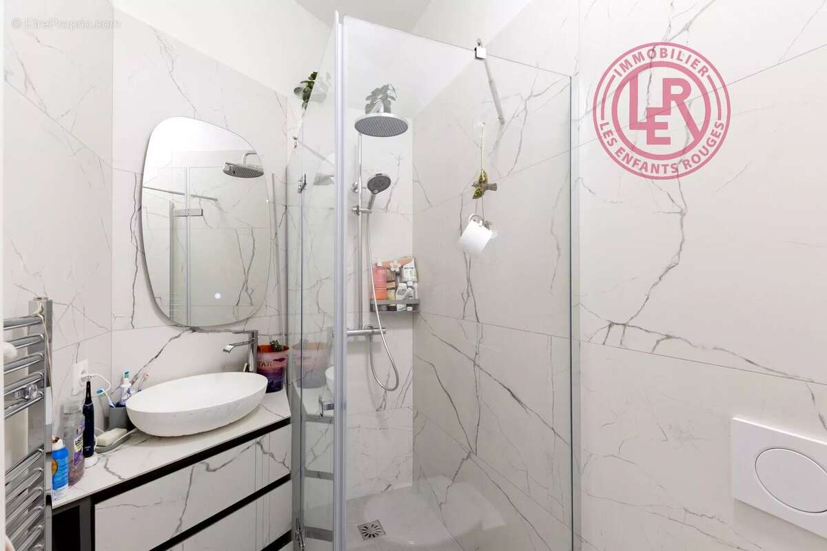 Appartement à PARIS-10E