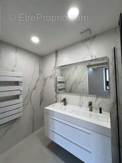 Appartement à AURIOL