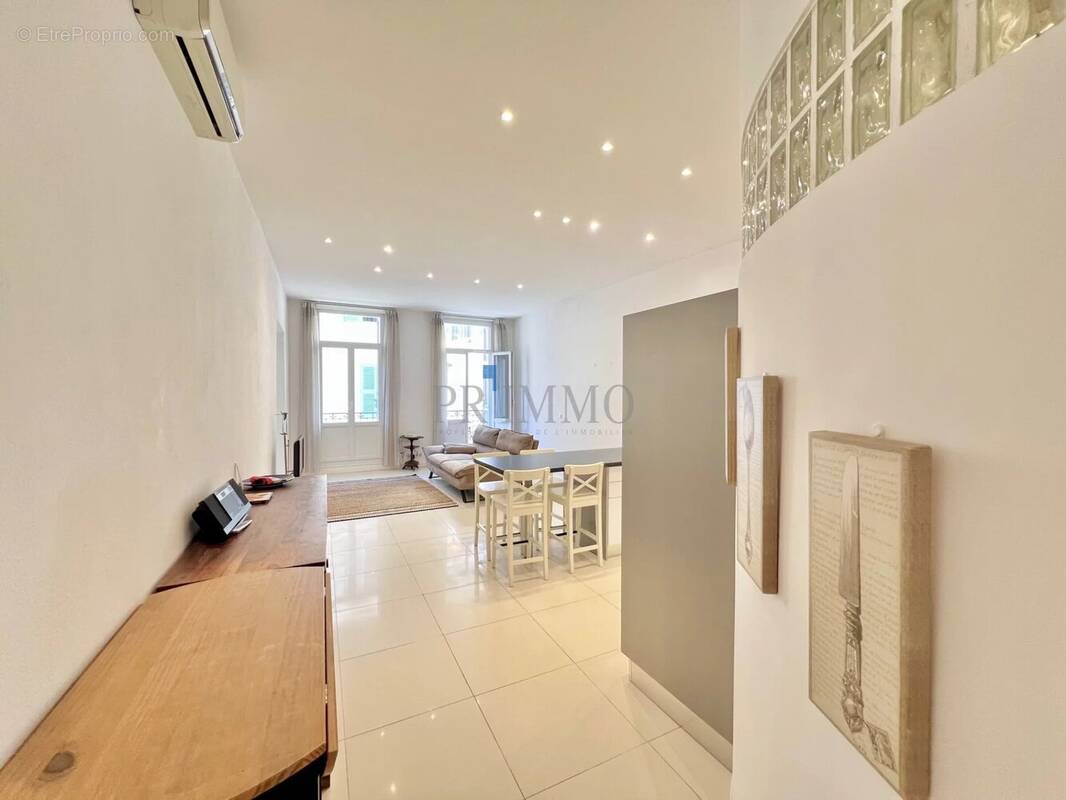 Appartement à FREJUS