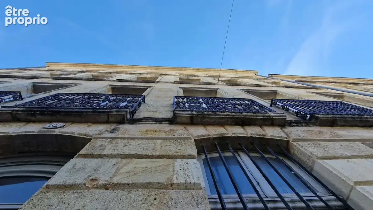 BORDEAUX MIRAIL - T3 à rénover dans immeuble pierre - photo 6