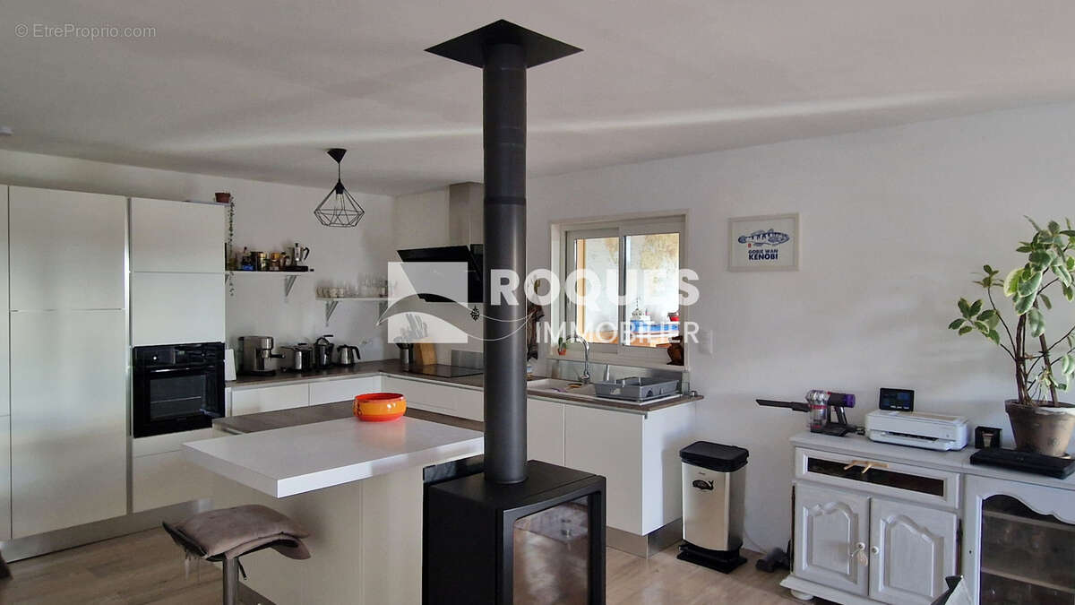 A VENDRE, St Jean de la Blaquière, Villa indépendante, 4 pièces 116 m2 habitables, piscine, sur terrain de 201 - photo 14