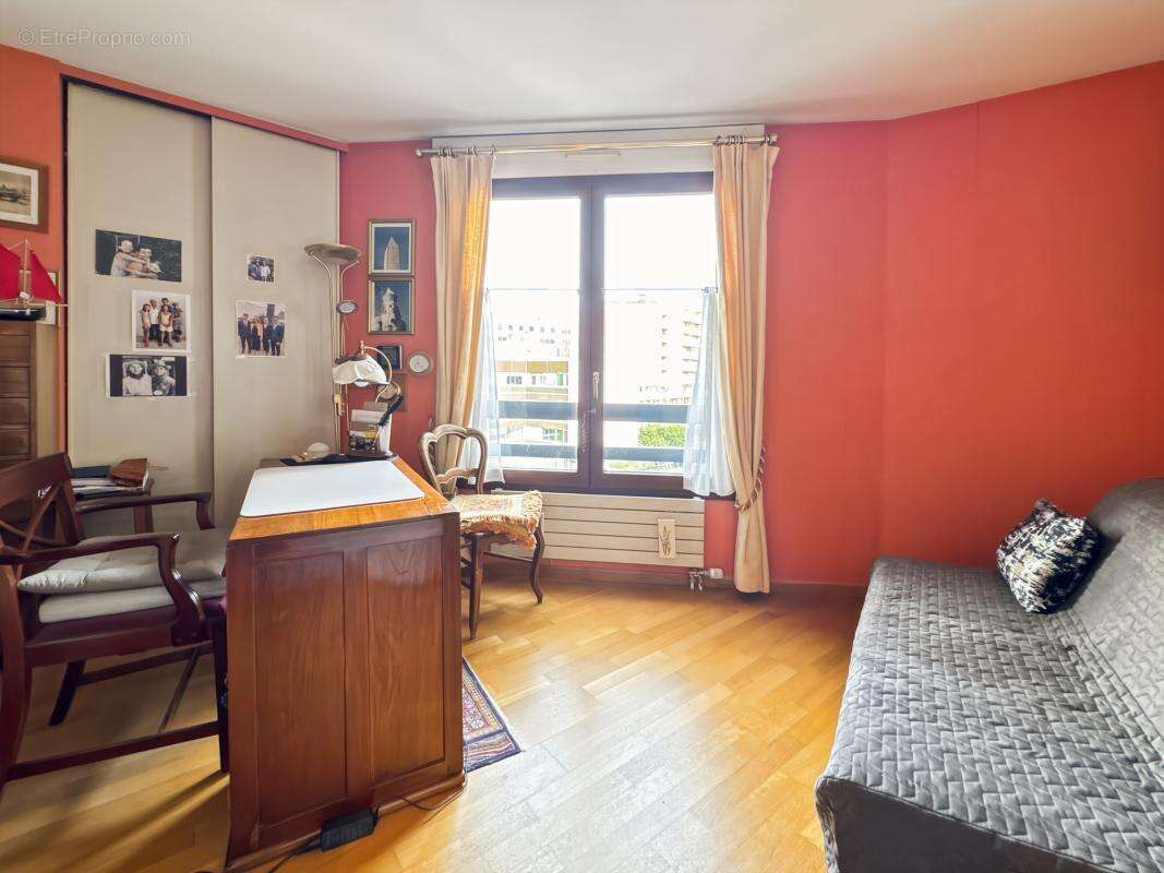 Appartement à RUEIL-MALMAISON