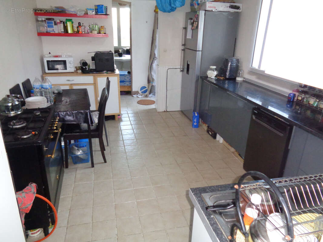 *TERRAIN 400 M2  pour faire deux immeubles 1600 m2 minimum. - photo 14