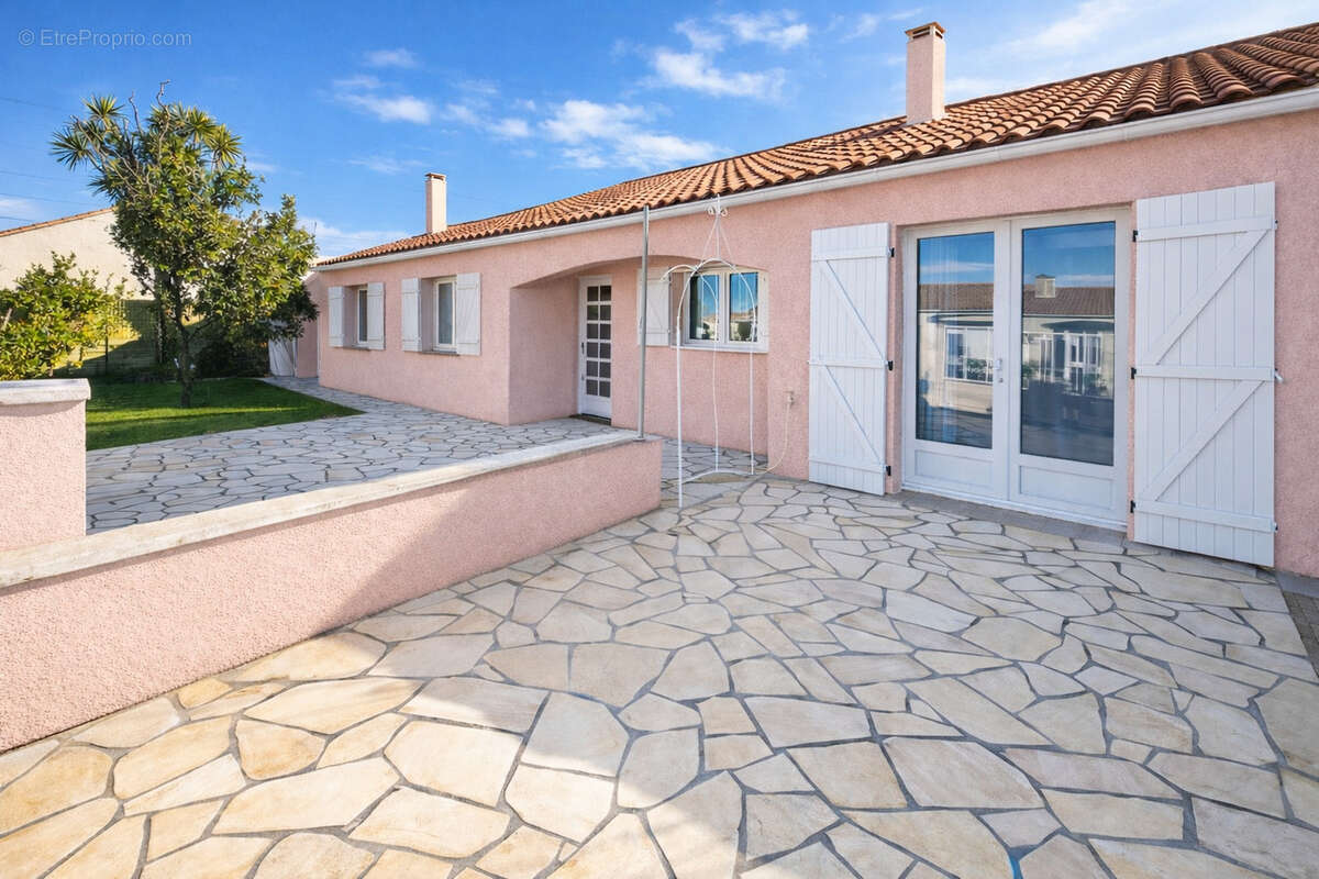 Maison à SAINT-CYPRIEN