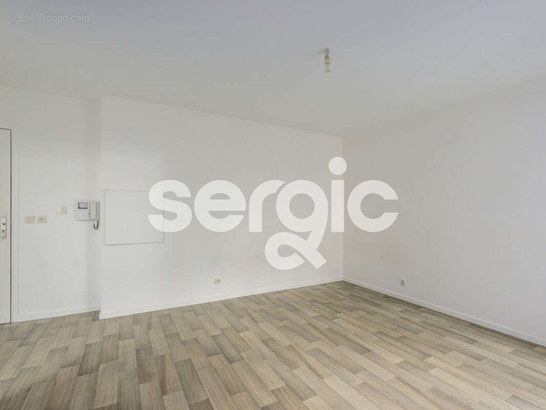 Appartement à VIGNEUX-SUR-SEINE