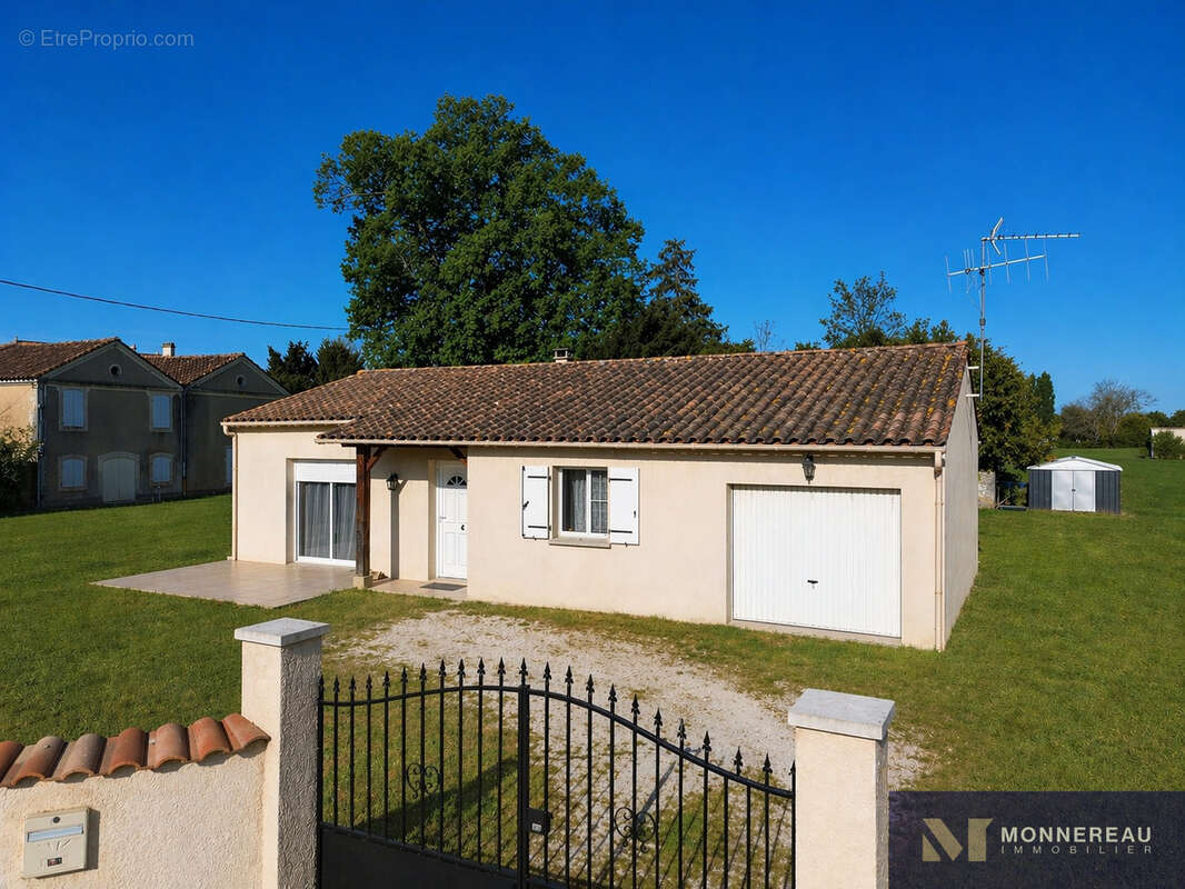 Maison à SAINTE-MEME