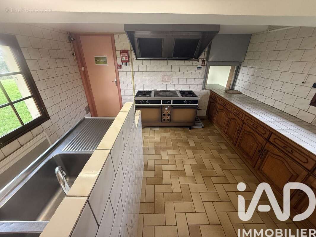 Maison 347 m² à Lisbourg  - photo 9
