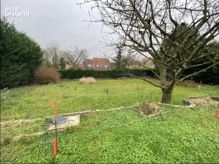 Photo Terrain à Saint-Mard au prix de 200 000€