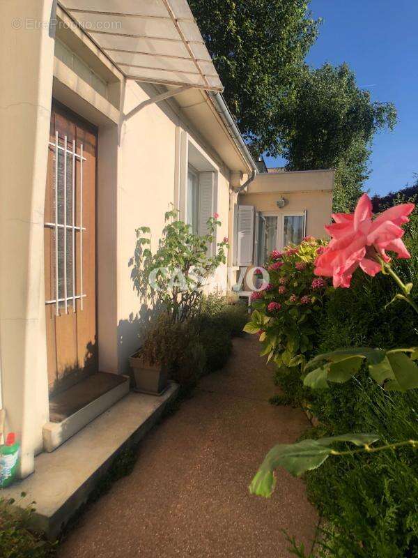 Maison à SAINT-CLOUD