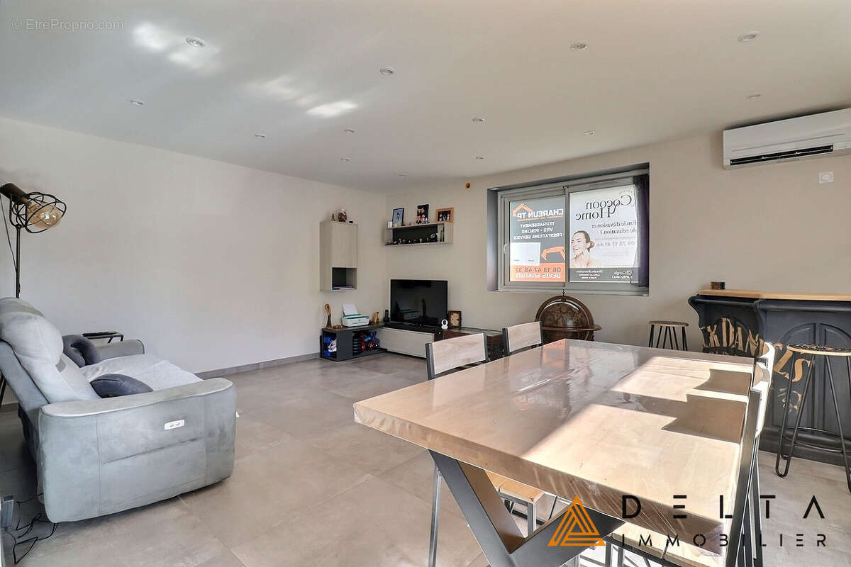 Maison à TIGNIEU-JAMEYZIEU