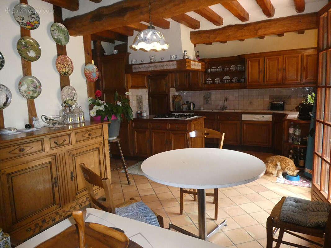 Maison à PONT-L'EVEQUE