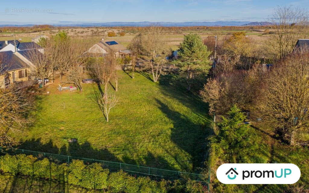Terrain à MURET-LE-CHATEAU