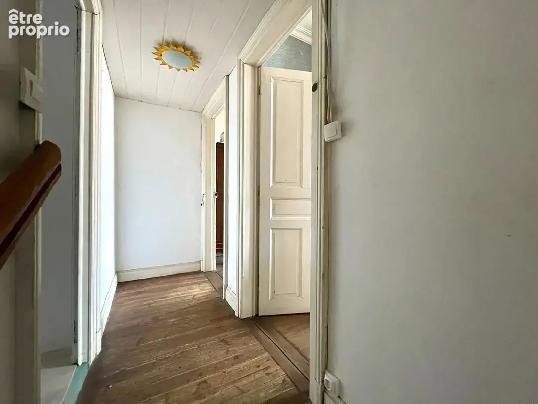 Belle maison familiale avec dépendances sur plus de 31 ares de terrain - photo 7