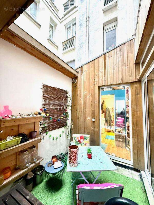 Appartement à PARIS-19E