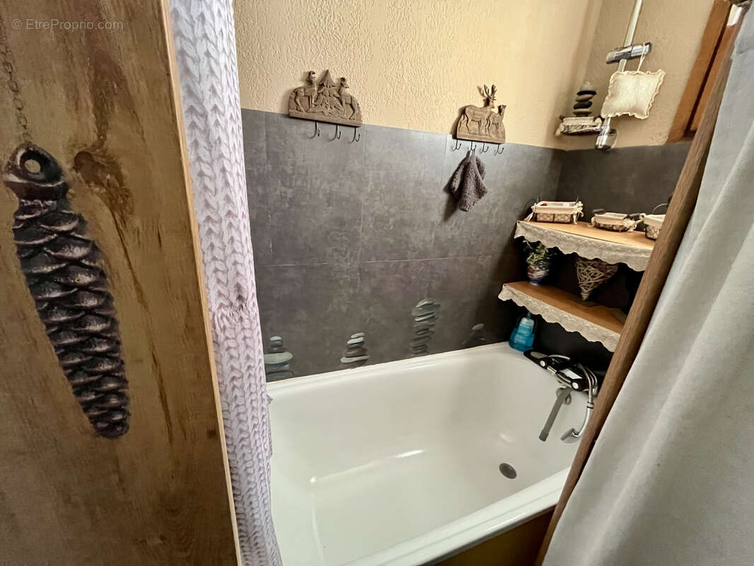 Appartement à DEMI-QUARTIER