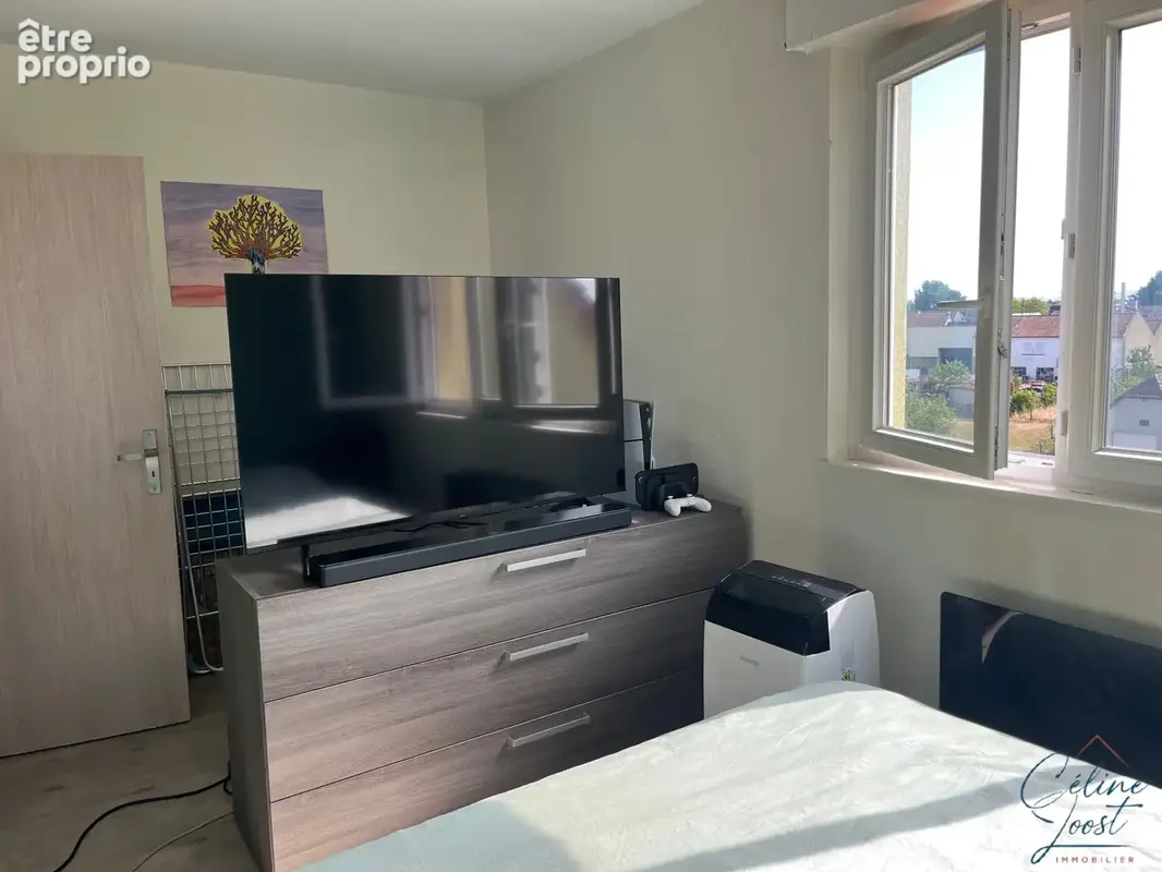 EXCLUSIF ! Lumineux 3 pièces avec balcon, garage et cave - photo 9