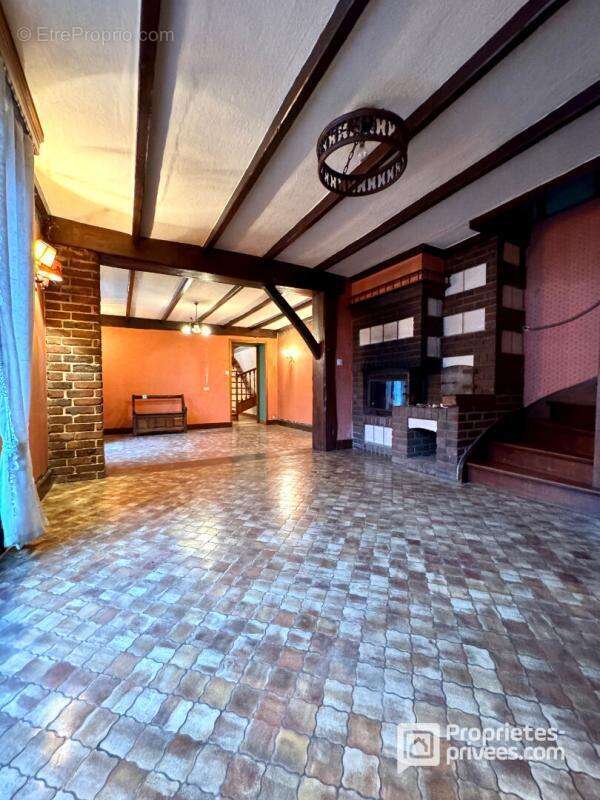 Maison à AIRE-SUR-LA-LYS