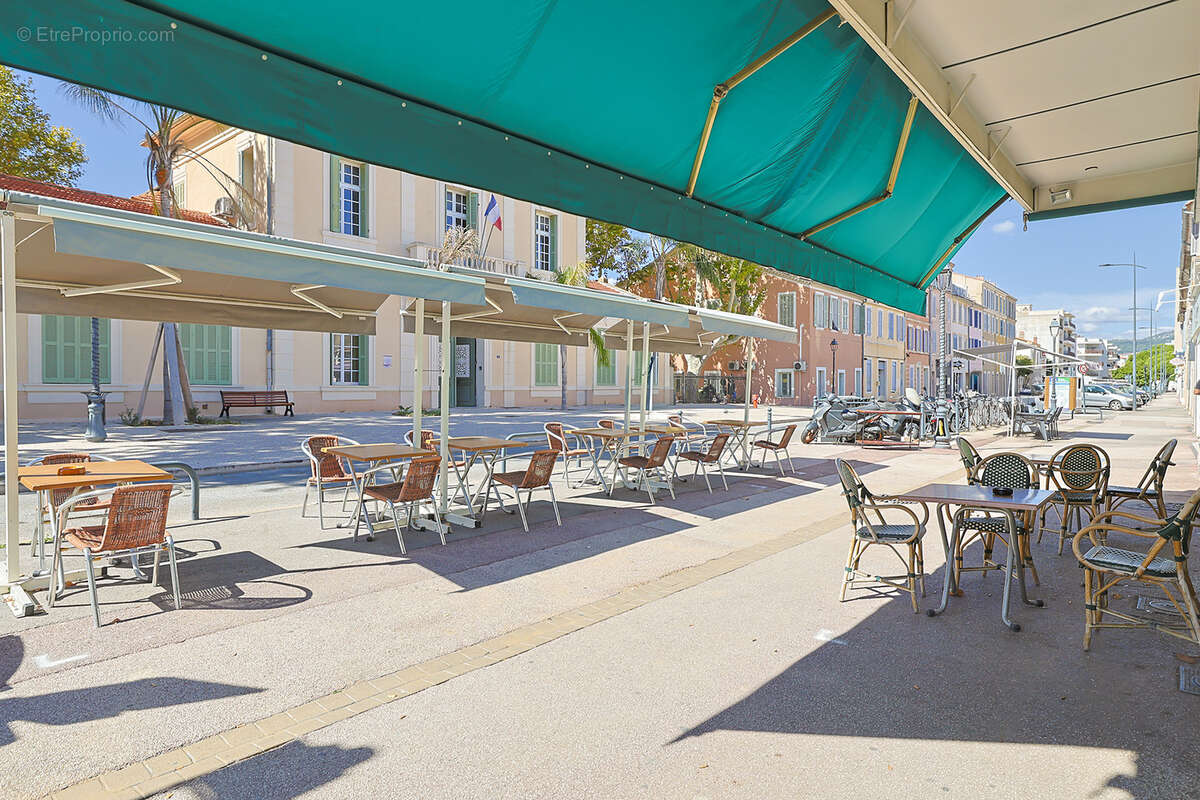 Commerce à LA SEYNE-SUR-MER