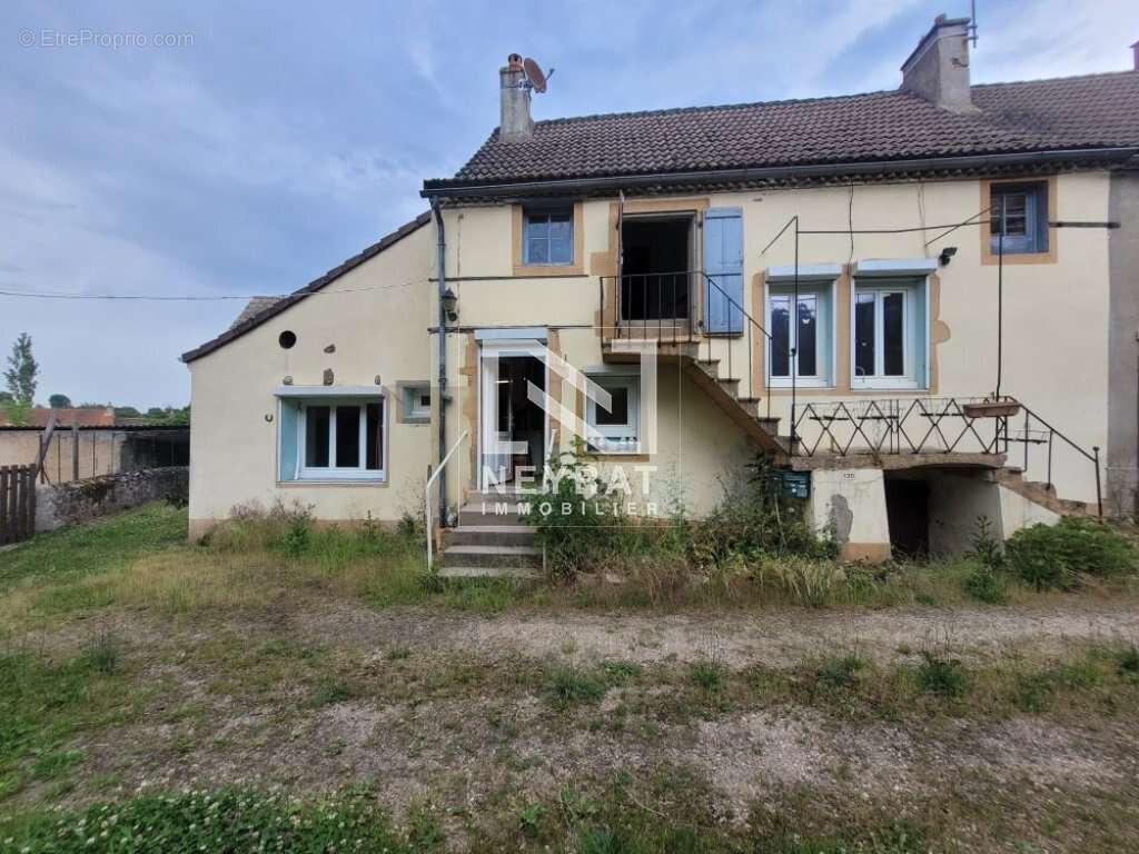 Maison à LA MOTTE-SAINT-JEAN