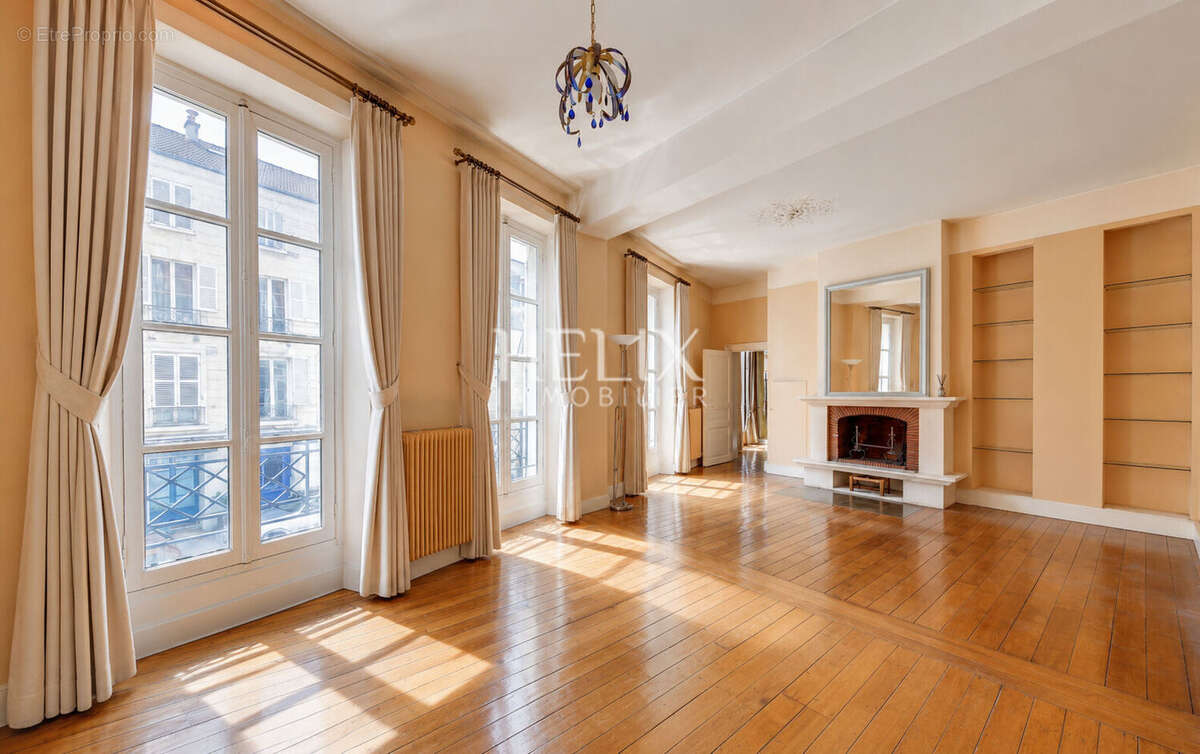 Appartement à SAINT-GERMAIN-EN-LAYE