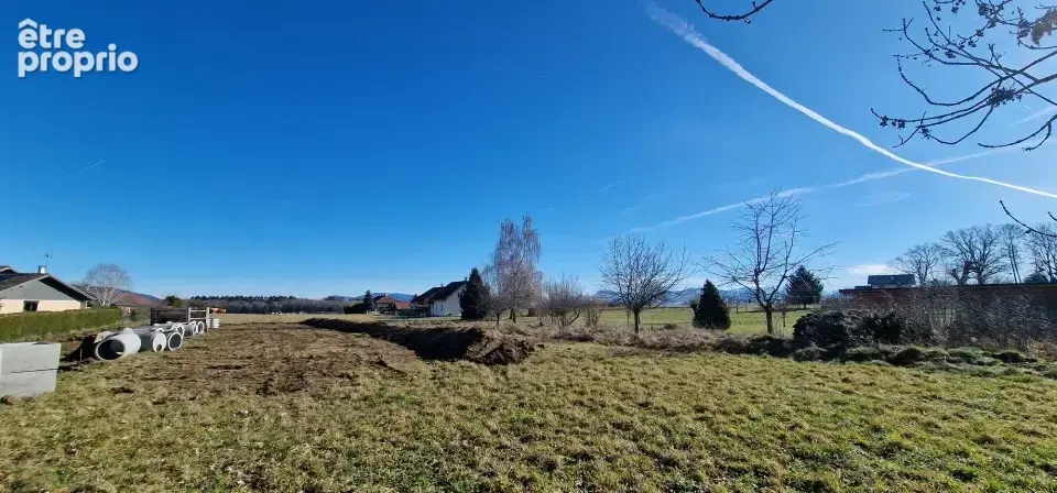 Terrain à CHILLY