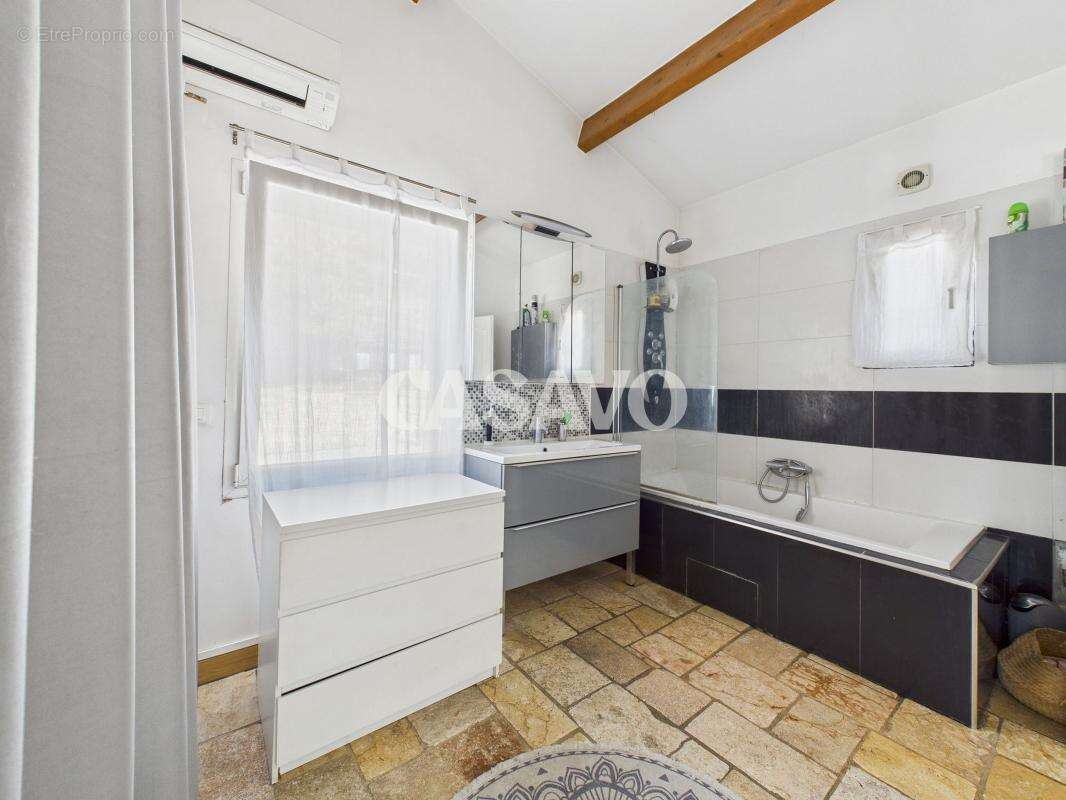 Maison à MARSEILLE-11E