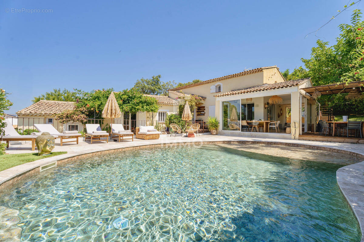 Maison à SIX-FOURS-LES-PLAGES