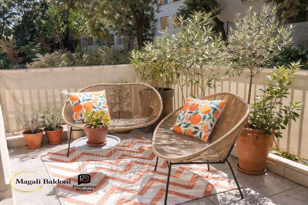 Appartement à LE MUY