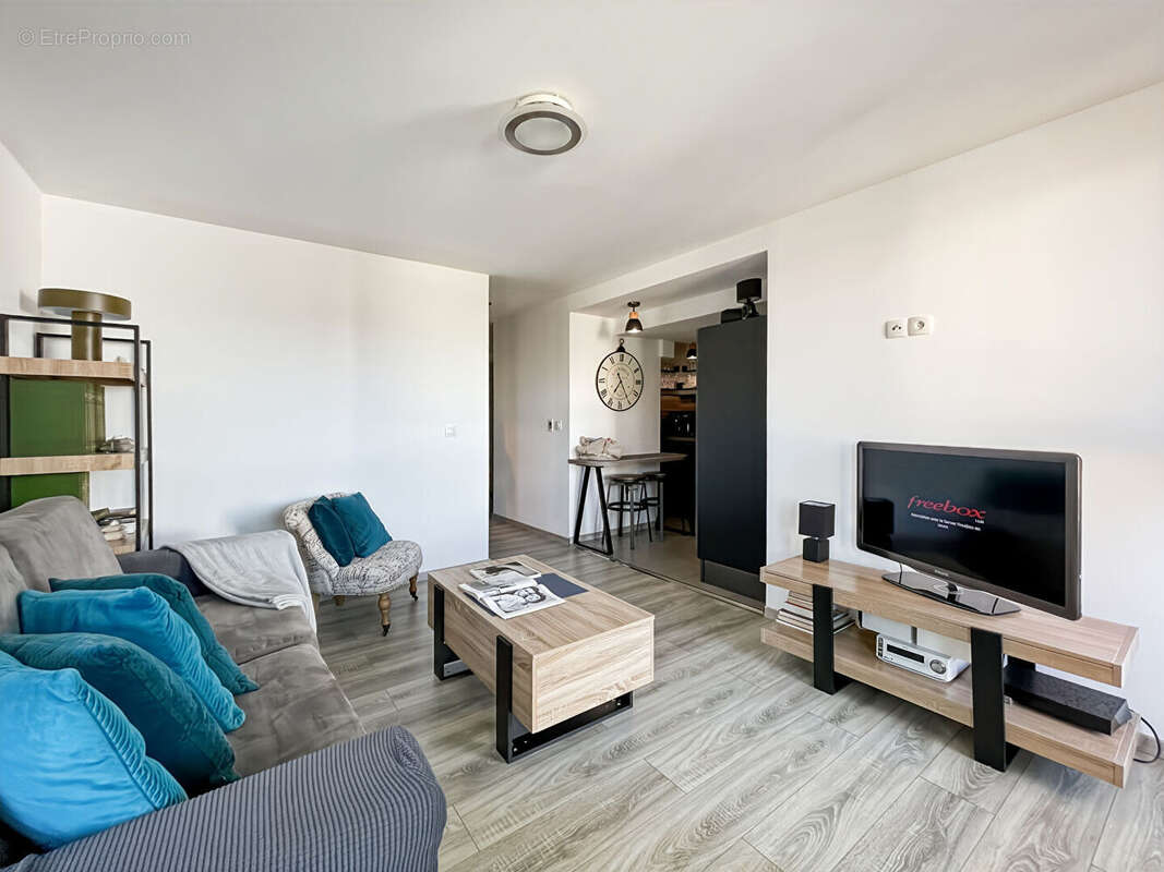 Appartement à CARRY-LE-ROUET