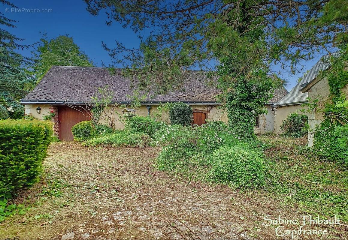 Maison à MARCILLY-SUR-MAULNE