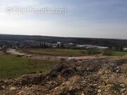 Terrain à BEAUCOURT