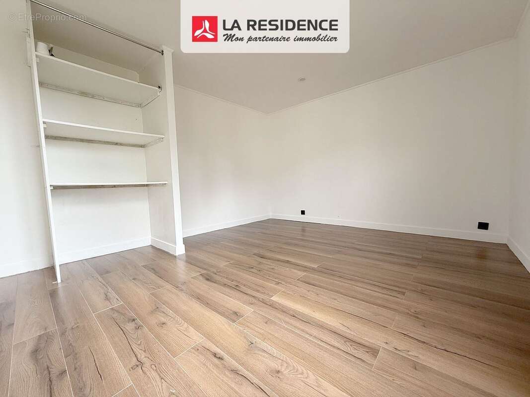 Maison à BENNECOURT