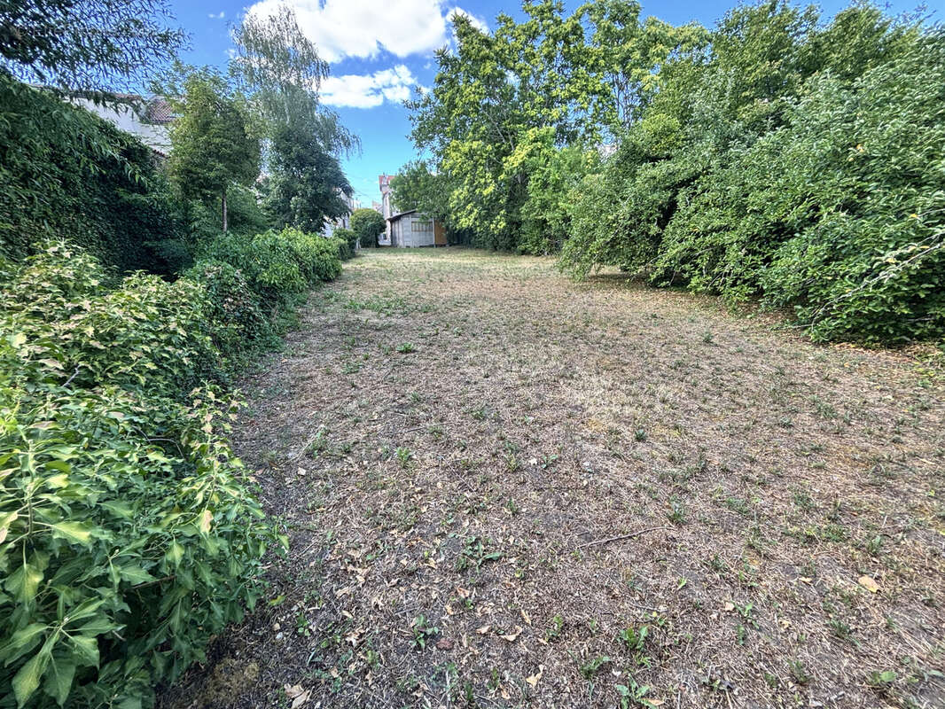 Très beau terrain dans un quartier prisé de RIOM - photo 4