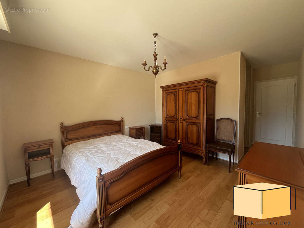 Maison à CHAZEY-BONS