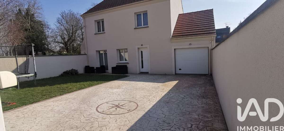 Photo 5 - Maison à CLAYE-SOUILLY