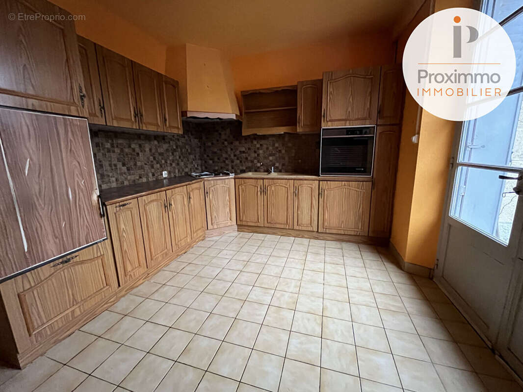 Maison 5 pièces, 2-3 chambres GUIPRY-MESSAC (35) quartier de la gare - photo 7