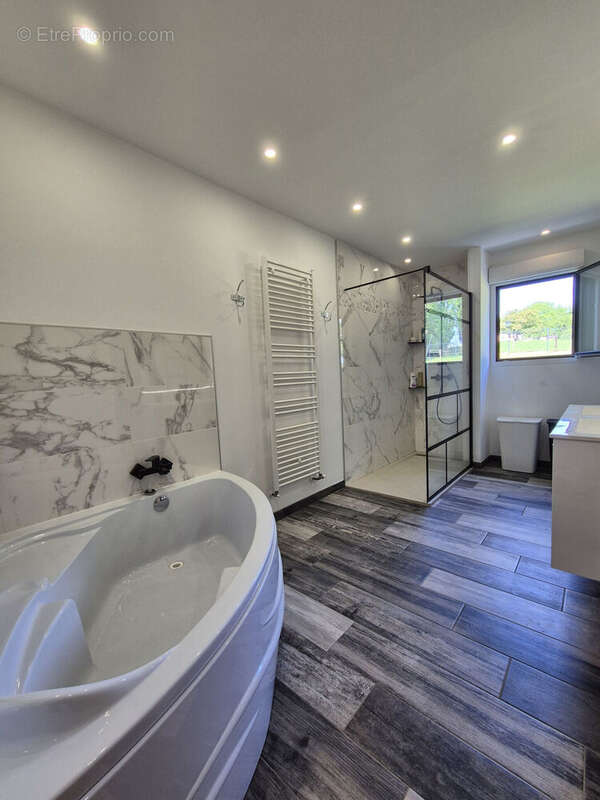 Photo 9 - Maison à BOURS