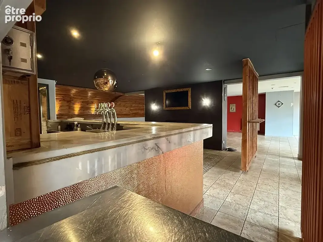 Local commercial 169 m² centre ville Cachan - photo 4