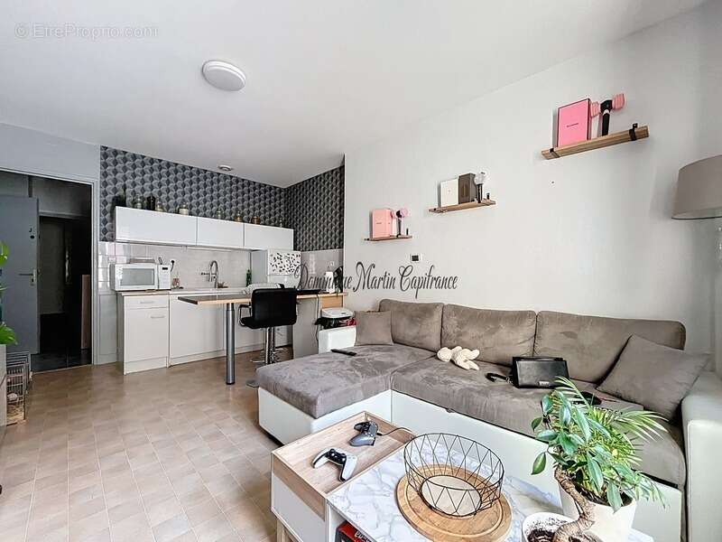 Appartement à LA CHARTRE-SUR-LE-LOIR